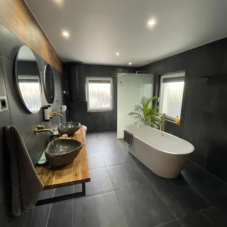 Lägenhet Rsd Riverside Aporka