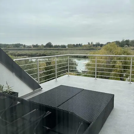 Lägenhet Rsd Riverside Aporka